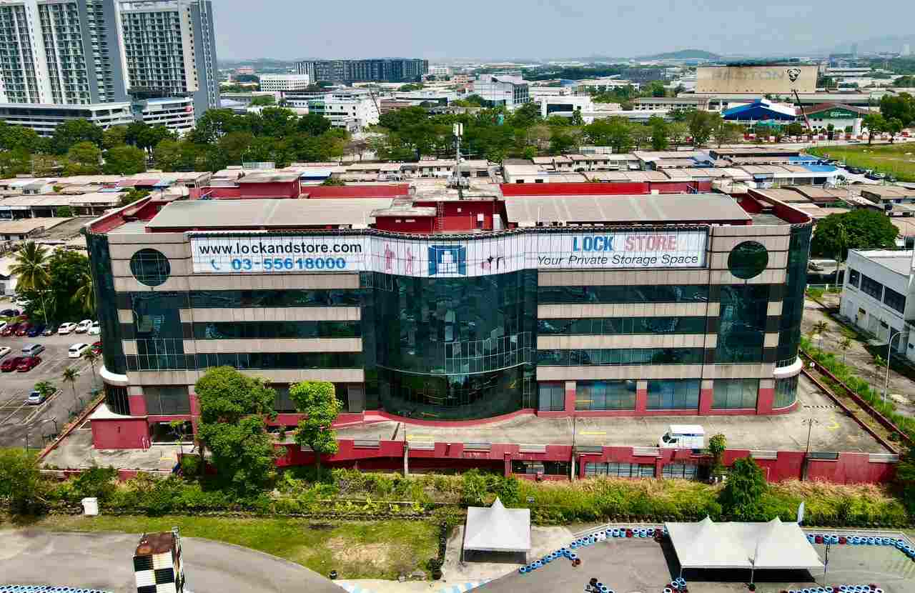 Self Storage Facility in Glenmarie, Malaysia | Lock+Store